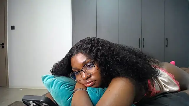 Pretty_Liya08 webcam