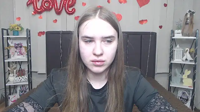 LauraHlot webcam