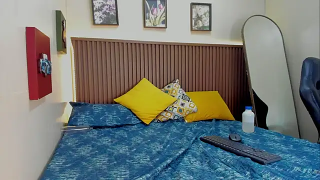 Joan_Blake webcam