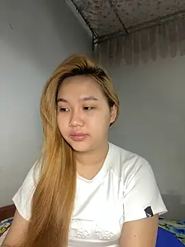 Almira6868 webcam