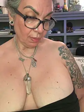 dieseldame1313 webcam
