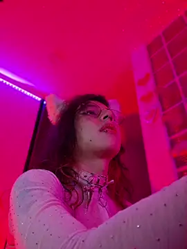 Sweet-SharoKitty webcam