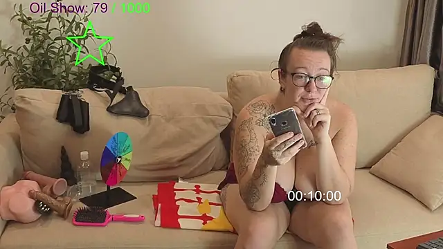 JadeStarUK webcam