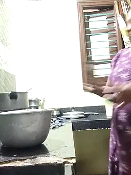 yamini1431 webcam