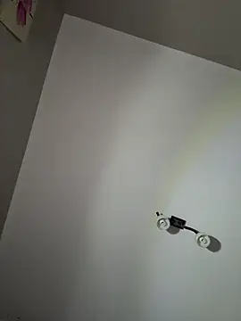 SunnyLeila2101 webcam