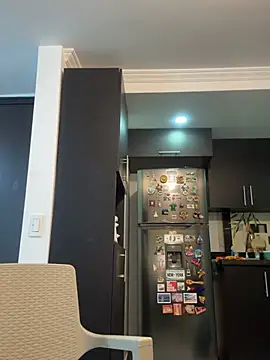 Mau_White webcam