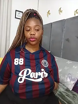 IceBellaCane313 webcam
