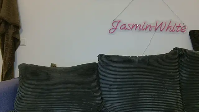 Jasmin-White webcam
