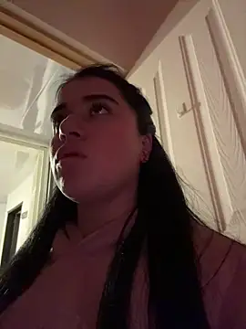 KallyMyller1 webcam