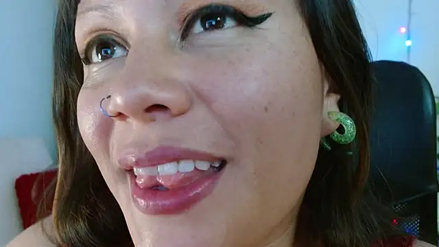 miss_evoleth2 webcam