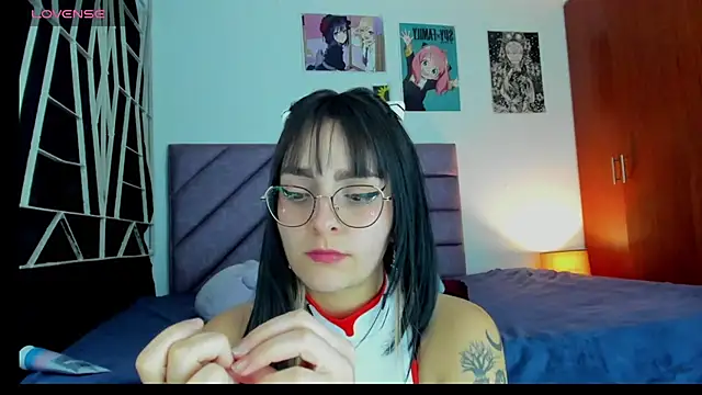 KARINNA__RAVEN webcam