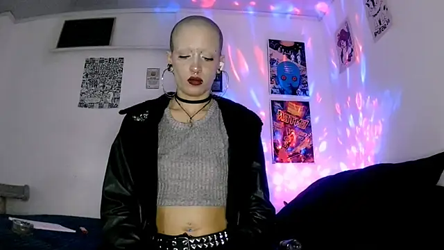 plutonbluemooon333 webcam