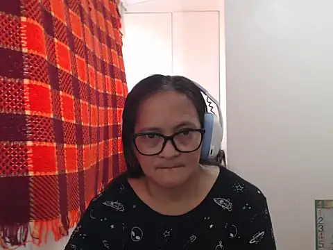 Kinkybela2025 webcam