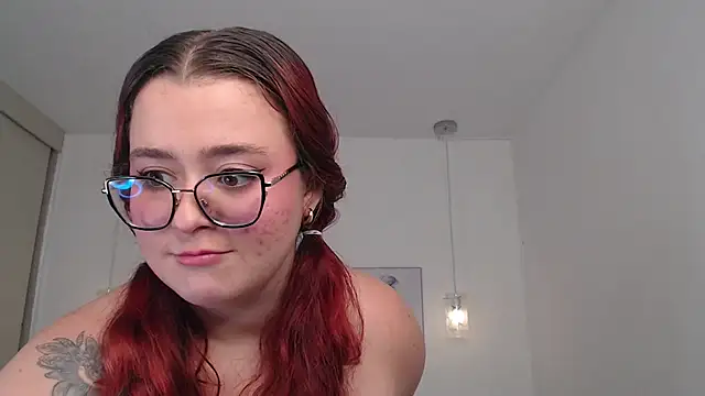 selene_rouse_ webcam