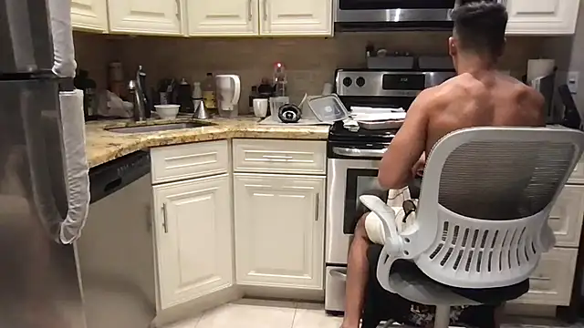 BigGuyMuscle webcam