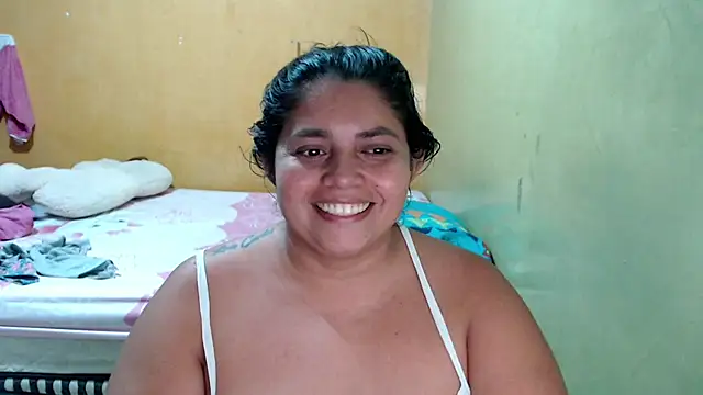 yulieth_bbw webcam