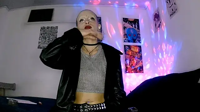 plutonbluemooon333 webcam
