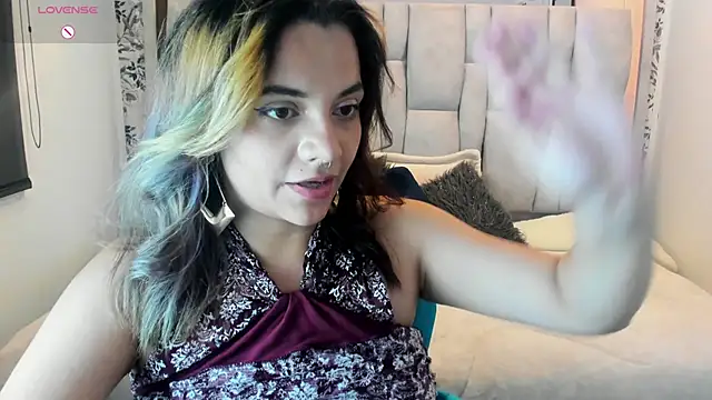 Kiara_Cruz__
