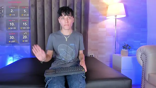 Isaac_Grey webcam