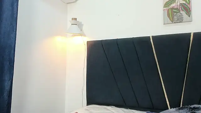 aron_cum18 webcam