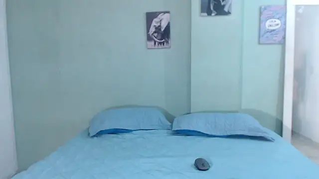 adara_valentina webcam