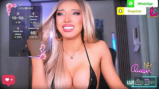 UrDominantBella webcam
