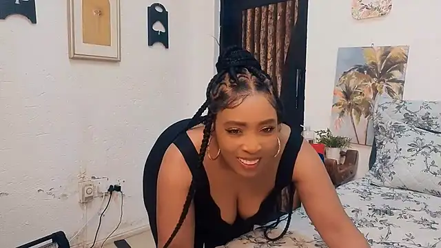 GiantBootyMilf live sex cam