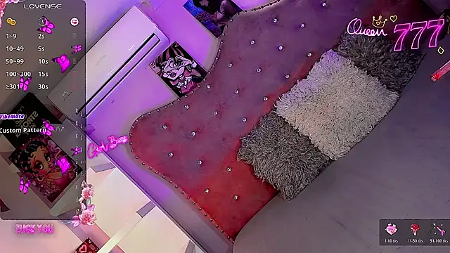 Megaan_Dolll webcam
