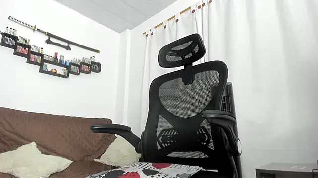 DmitriSanders webcam