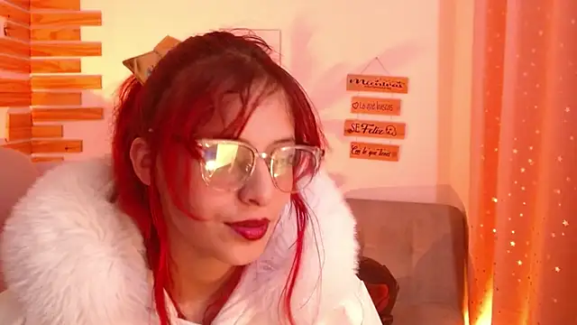 RedMeloddy webcam