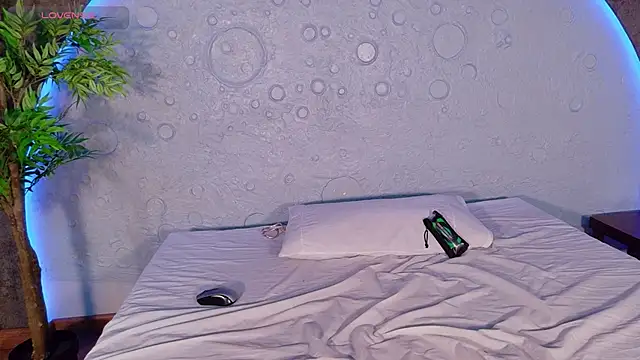 Shanelsmith webcam