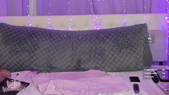 KawaiiKiki_247 webcam