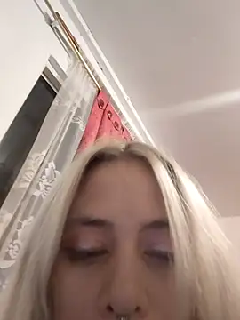 sofigirlgold webcam