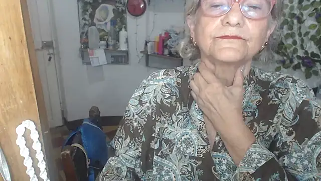 FunnyGrandma webcam