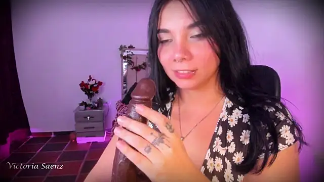 victoriaasaenz_ webcam