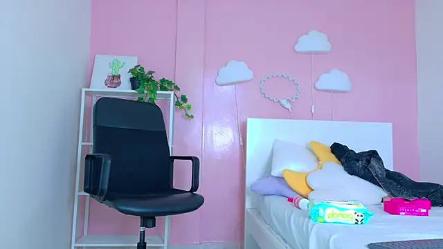 SeleneGibson__ webcam