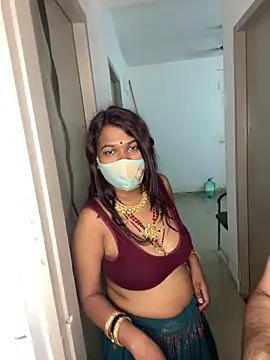 savita_desai_bdsm_couple (G young) - Green chilli in PUSSY 😭 🌶️