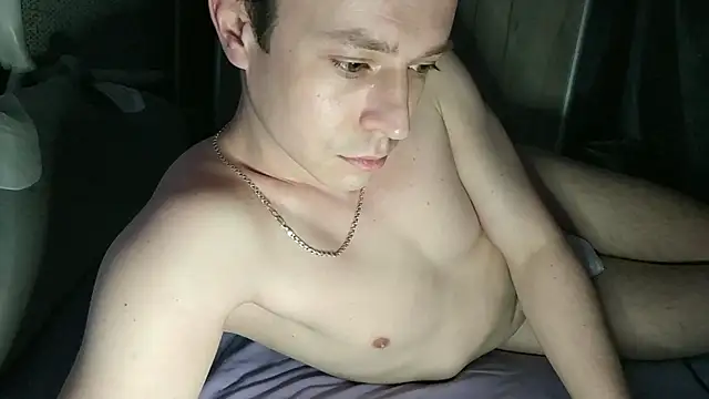 Hornyhoneycock webcam