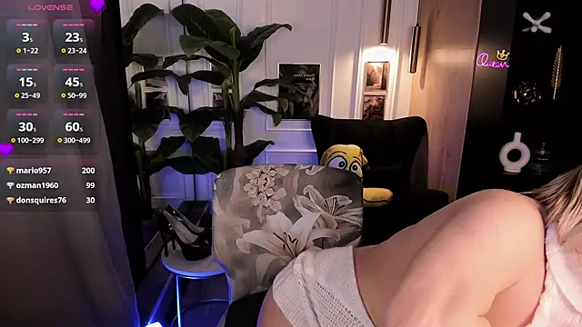 YolandaKiss webcam