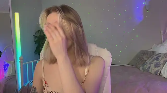 _Vikky_Moon_