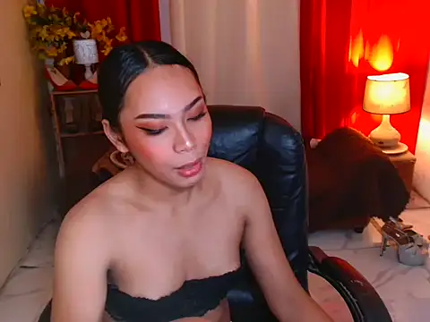 kylieEmparado webcam