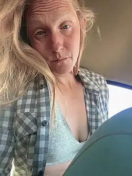 GoldenFlameGoddess