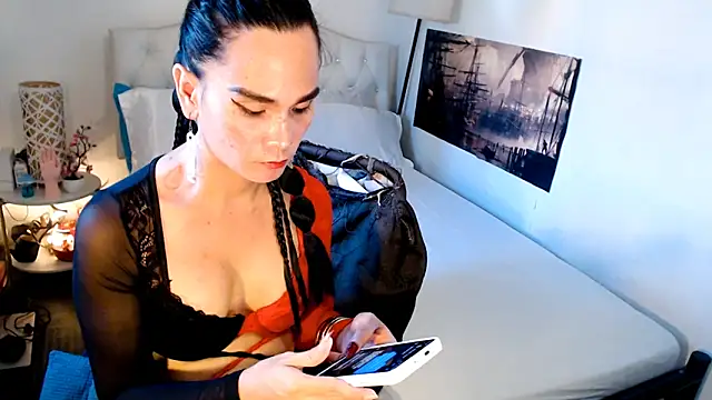NinaDOM4CUM webcam