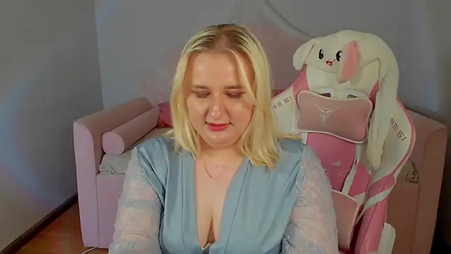 LioraArdyn webcam