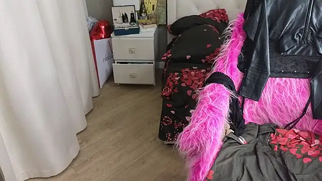 RoxalanaStar webcam