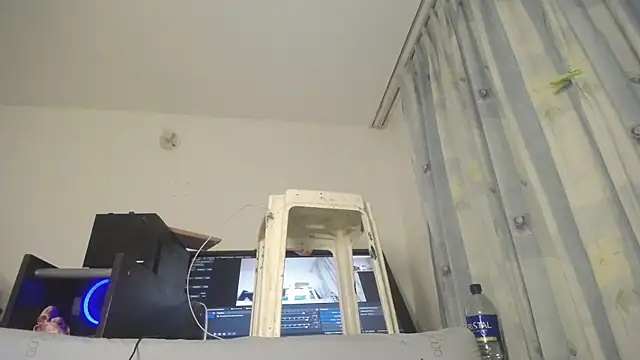 eolicasex live sex cam