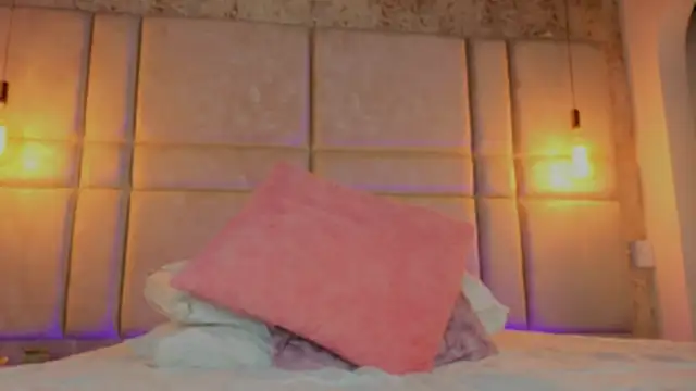 leaa_cox - Leaa_Cox's free webcam - UK Sex Cams