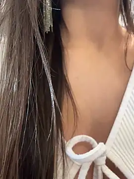 Mau_White live sex cam