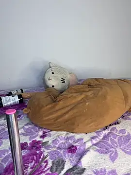 MiaGoth_ webcam