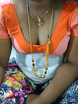 MaaliiiPonuTamil webcam